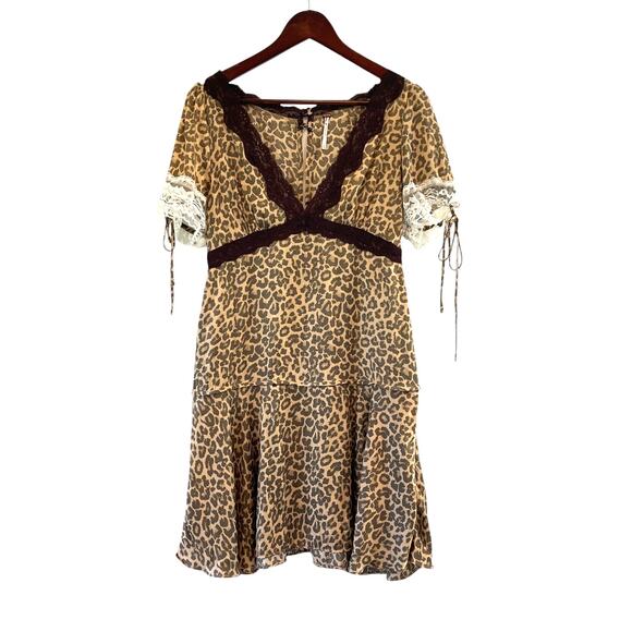 Free People Jos Animal Print Lace Satin Mini Slip Dress Sz Medium NEW (No Tags) - Picture 2 of 9